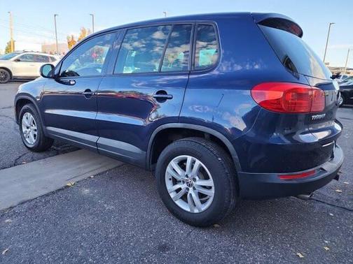 2012 Volkswagen Tiguan LE