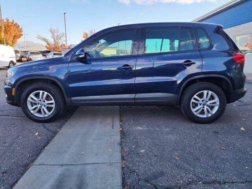 2012 Volkswagen Tiguan LE