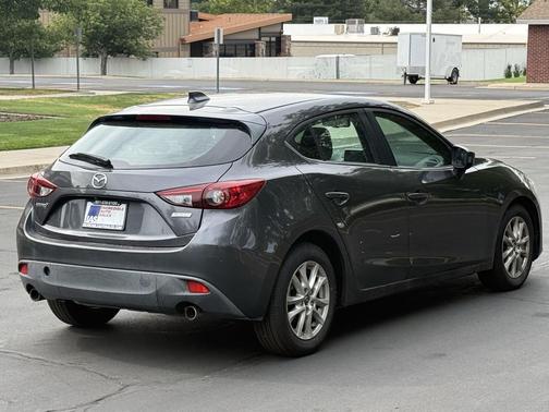 Meteor Gray Mica 2016 Mazda Mazda3 i Grand Touring