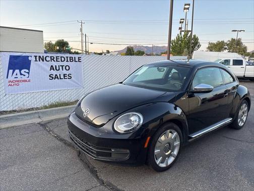 2013 Volkswagen Beetle 2.5L Fender Edition