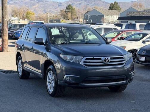 2012 Toyota Highlander SE