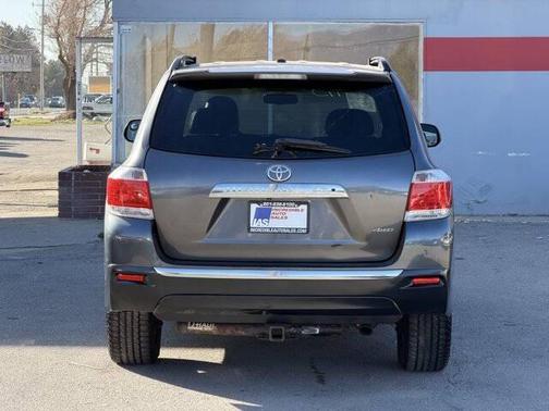 2012 Toyota Highlander SE