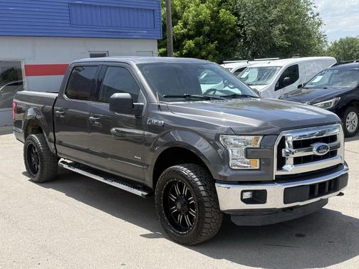 Gray 2015 Ford F-150 XLT