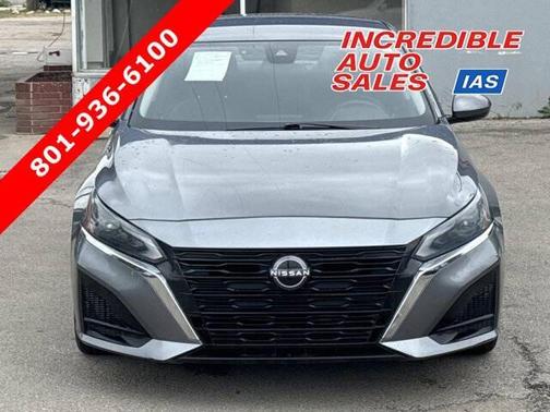 Gun Metallic 2023 Nissan Altima S FWD