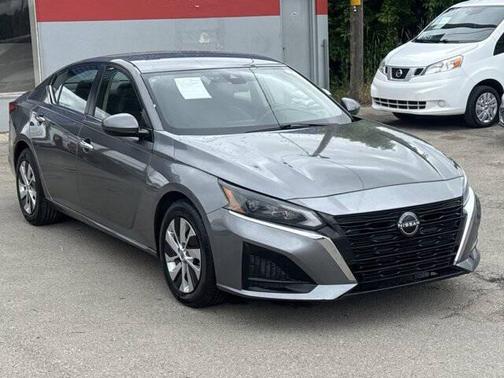 Gun Metallic 2023 Nissan Altima S FWD