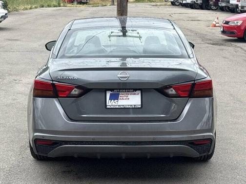 Gun Metallic 2023 Nissan Altima S FWD