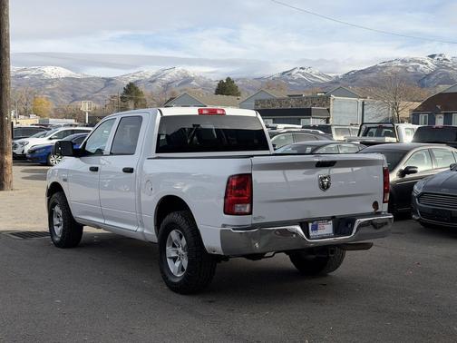Bright White Clearcoat 2017 RAM 1500 Tradesman