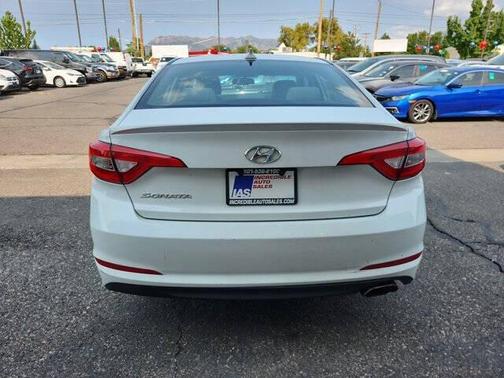 2016 Hyundai SONATA SE