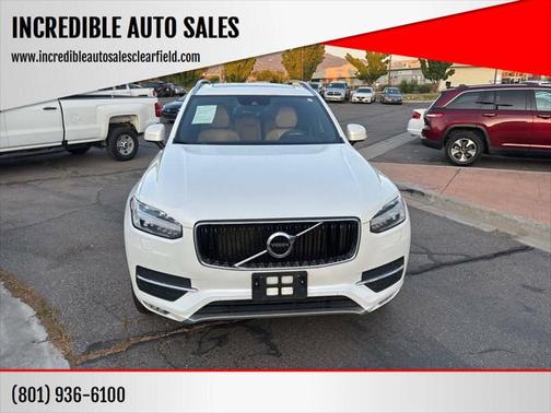 2018 Volvo XC90 T6 Momentum