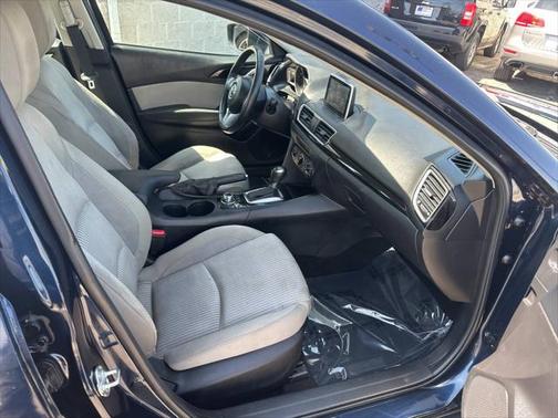 2015 Mazda Mazda3 i Touring