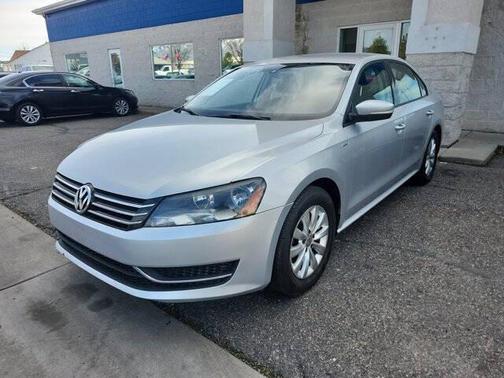 2015 Volkswagen Passat 1.8T S