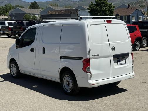 Fresh Powder 2018 Nissan NV200 S