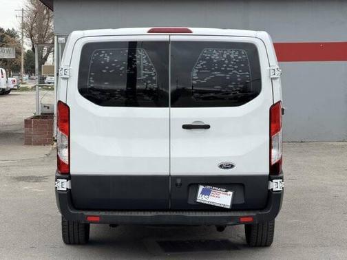 2016 Ford Transit-150 XLT