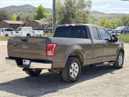 BROWN 2015 Ford F-150