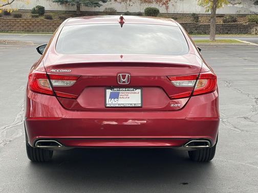 Radiant Red Metallic 2018 Honda Accord EX-L 2.0T