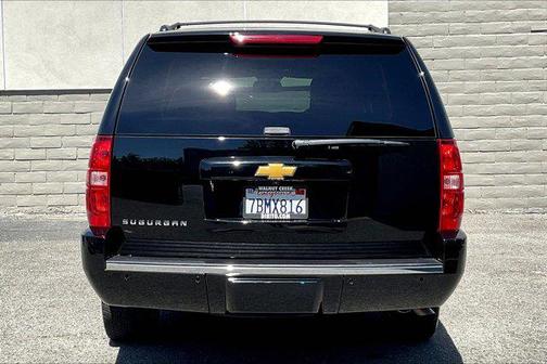 Black 2014 Chevrolet Suburban 1500 LTZ