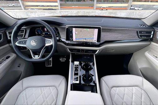 2026 Volkswagen Atlas 2.0T SEL Premium R-Line 4MOTION