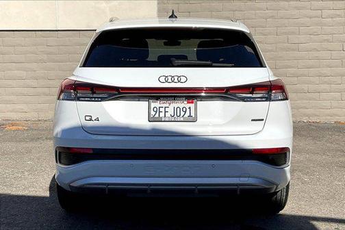 2023 Audi Q4 e-tron Prestige 50 quattro