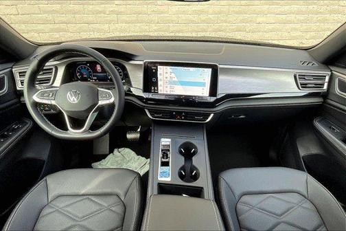 2026 Volkswagen Atlas Cross Sport 2.0T SE