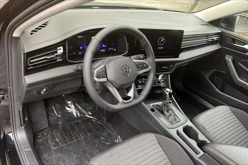 Deep Black Pearl 2026 Volkswagen Jetta 1.4T S