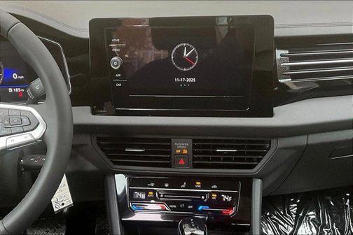 Deep Black Pearl 2026 Volkswagen Jetta 1.4T S