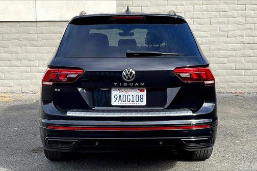 2022 Volkswagen Tiguan 2.0T SE R-Line Black