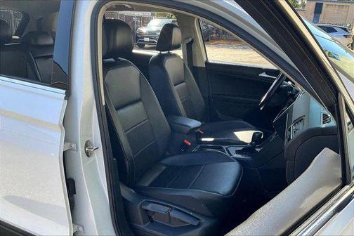 2019 Volkswagen Tiguan 2.0T SE