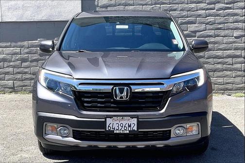 Modern Steel Metallic 2018 Honda Ridgeline RTL-E