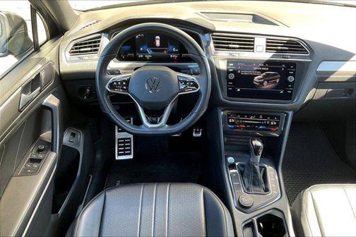 2022 Volkswagen Tiguan 2.0T SE R-Line Black 4MOTION