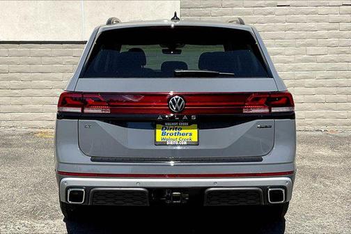 pure gray 2026 Volkswagen Atlas Peak Edition