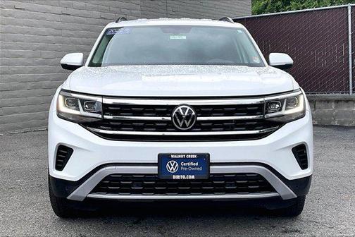 Pure White 2022 Volkswagen Atlas 2.0T SE w/Technology