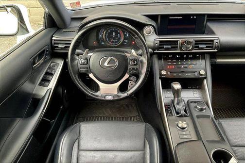 2018 Lexus IS 300 Base