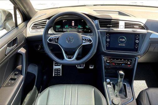 2023 Volkswagen Tiguan 2.0T SE R-Line Black 4MOTION