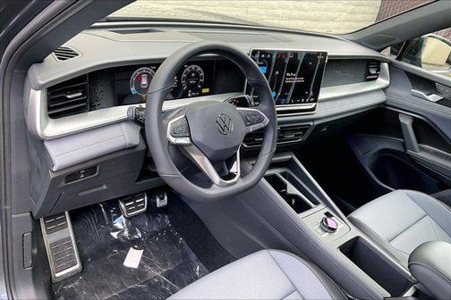 2026 Volkswagen Tiguan 2.0T SE R-Line Black 4MOTION