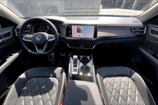 2026 Volkswagen Atlas 2.0T SEL Premium R-Line 4MOTION