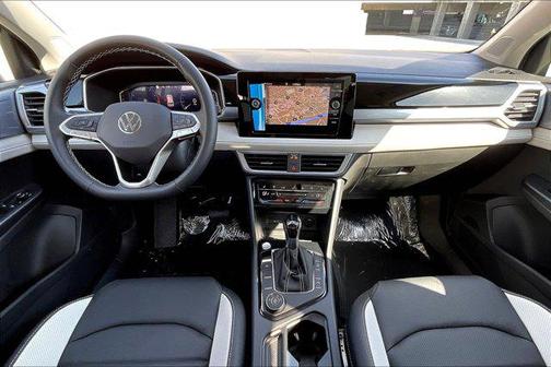 2025 Volkswagen Taos 1.5T SEL