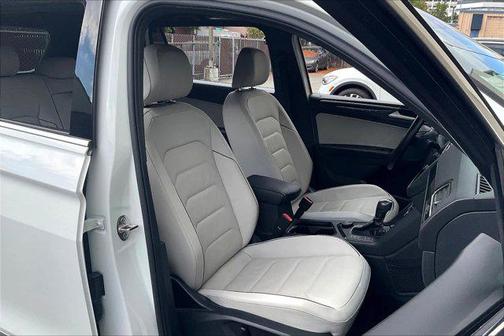 2021 Volkswagen Tiguan 2.0T SEL R-Line 4MOTION