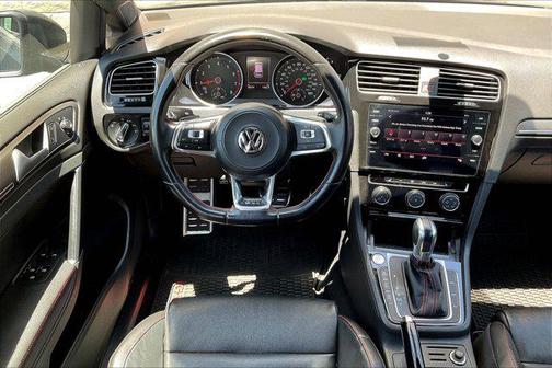 2018 Volkswagen Golf GTI 2.0T S 4-Door