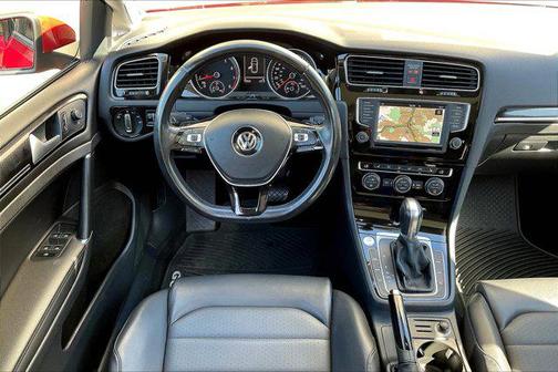 2016 Volkswagen Golf TSI SEL 4-Door