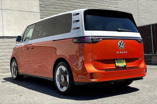 2025 Volkswagen ID. Buzz Pro S Plus