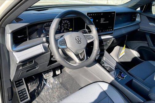 2026 Volkswagen Tiguan 2.0T SE R-Line Black 4MOTION