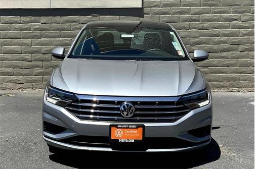 Photo 2 of 33 of 2019 Volkswagen Jetta 1.4T SE