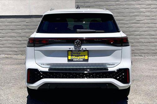 opal white pearl 2026 Volkswagen Tiguan 2.0T SEL R-Line 4MOTION