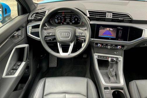 2022 Audi Q3 45 S line Premium