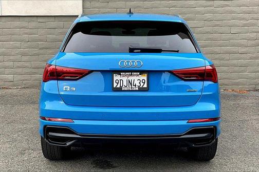2022 Audi Q3 45 S line Premium