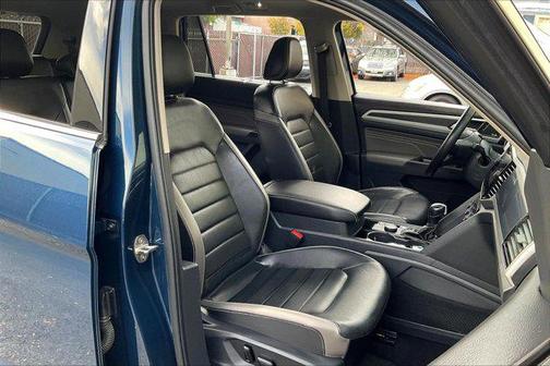 2023 Volkswagen Atlas 3.6L SEL Premium