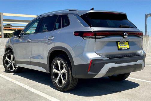 2025 Volkswagen Tiguan 2.0T SE