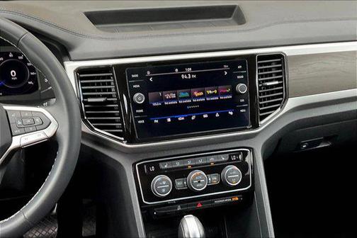2022 Volkswagen Atlas 3.6L SE w/Technology