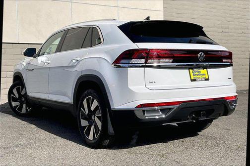 2026 Volkswagen Atlas Cross Sport 2.0T SEL