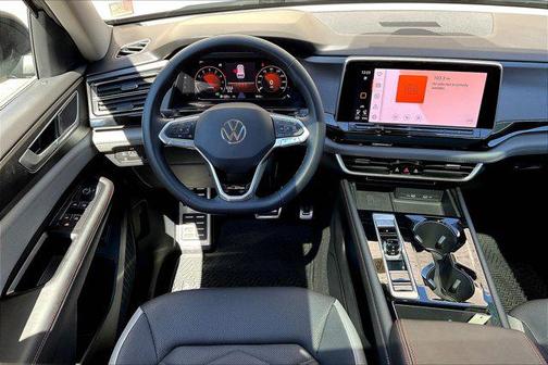 2024 Volkswagen Atlas 2.0T SE w/Technology 4MOTION
